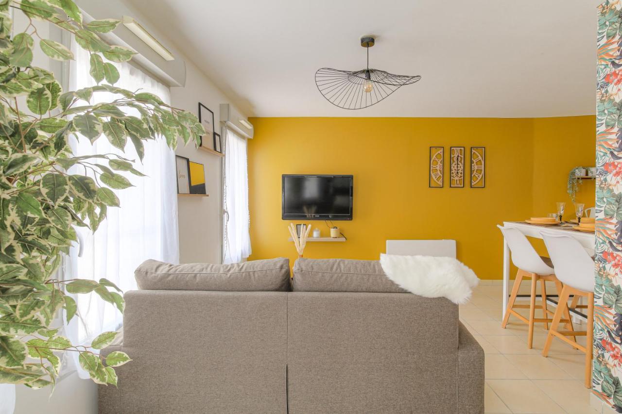 Appartement Le Louis D'Or -Acces Facile Gare/Eurexpo/Aeoroport à Villeurbanne Extérieur photo