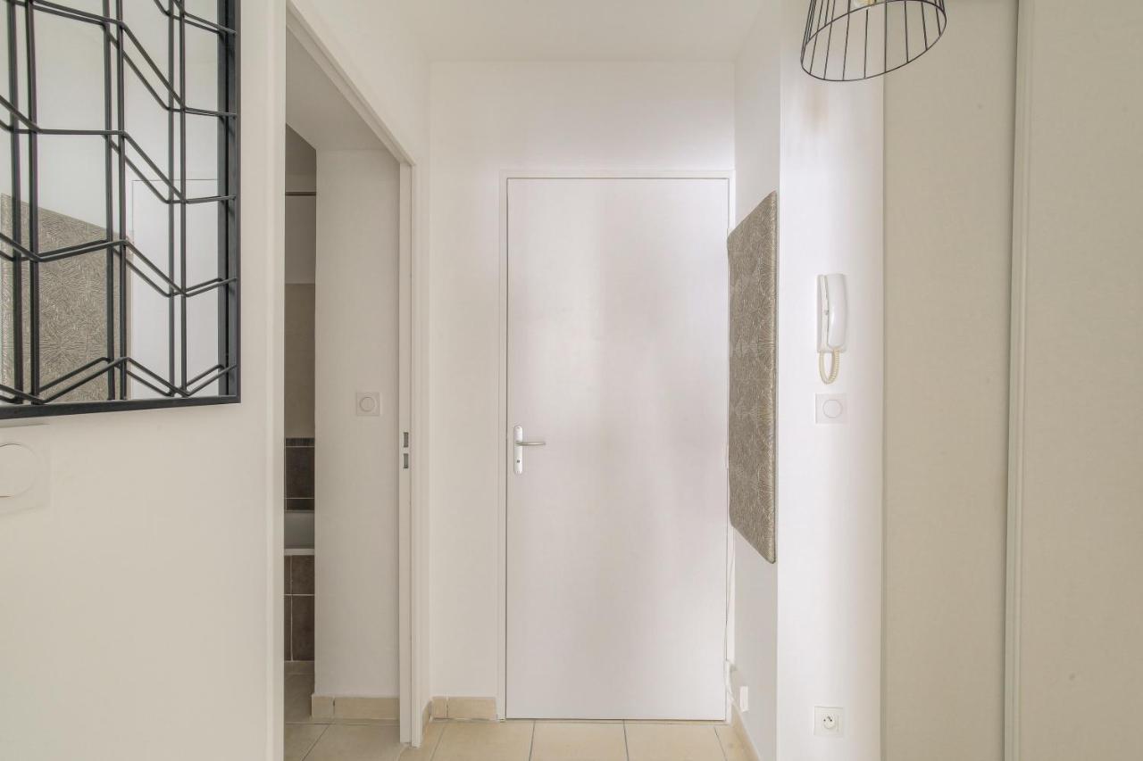 Appartement Le Louis D'Or -Acces Facile Gare/Eurexpo/Aeoroport à Villeurbanne Extérieur photo